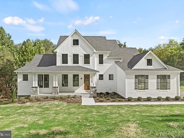 640 Grim Rd, Stephens City, VA 22655