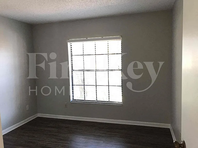 16219 Pebblebrook Dr — Photo 21