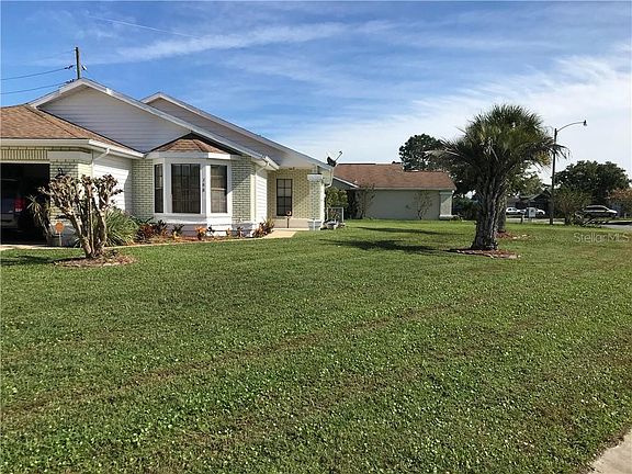 5th image of 188 Sandalwood Dr