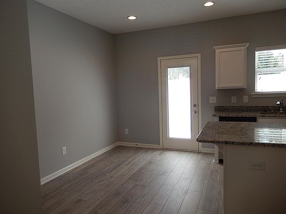 3rd image of 3709 Proven Dr #29