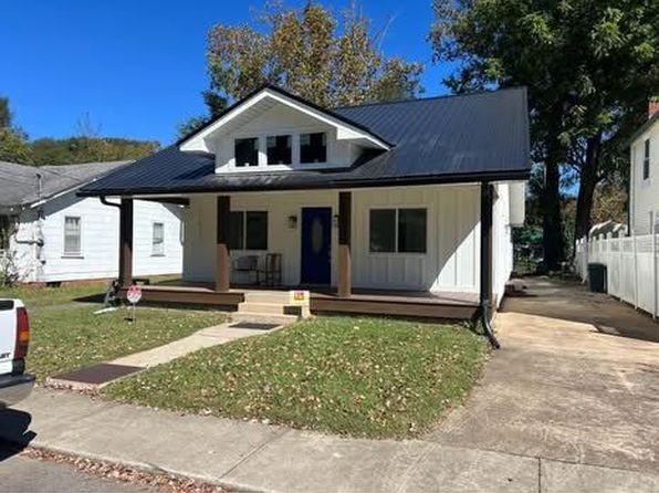 122 Central Ave