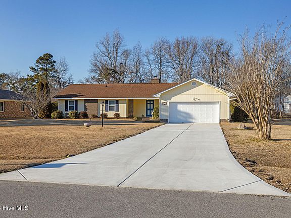 3rd image of 3616 Sunny Drive