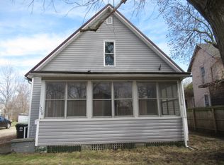 1208 Marshall Ave, Paris, IL