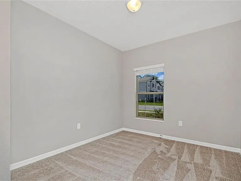 310 Cedar Bark Ln — Photo 21