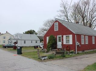 51 Town Beach Rd, Old Saybrook, CT 06475