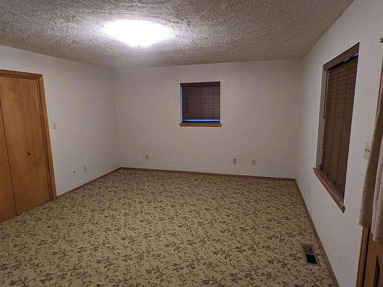2657 Chateau Dr — Photo 18