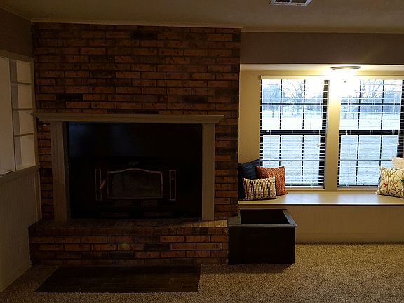 5th image of 10005 S Brook Ln