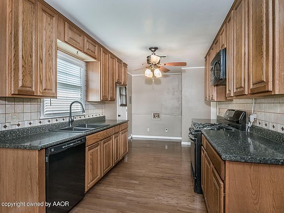 5th image of 3317 Janet Dr