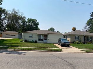 4745 S Logan St, Englewood, CO 80113