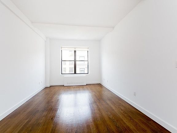 2nd image of 212 W 91st St APT 1501
