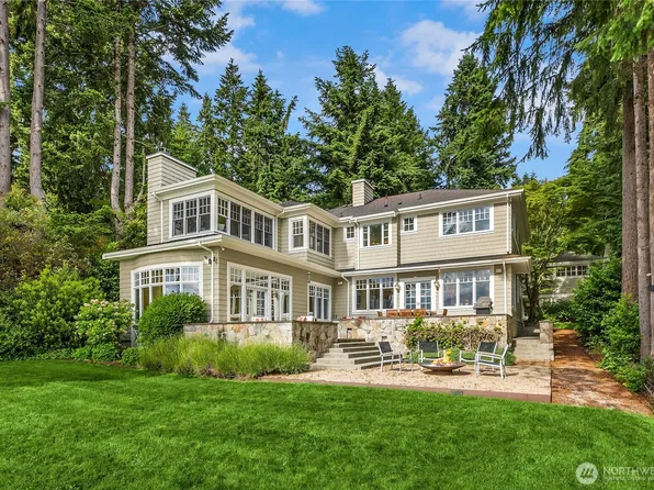 13401 Manzanita Road NE, Bainbridge Island, WA 98110