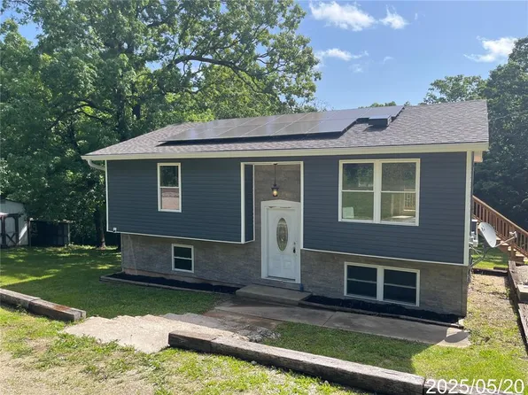 13083 Hencher Rd, De Soto, MO 63020