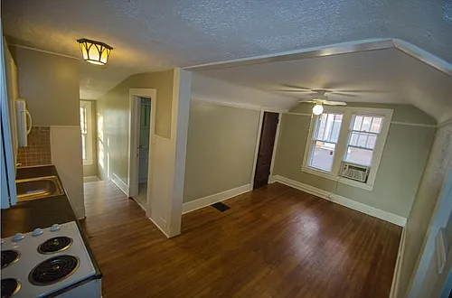 1901 Deer Park Ave #3 Photo 1 1901 Deer Park Ave #3 Photo 1