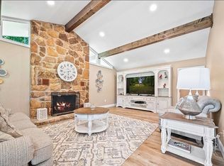 1446 White Oak Dr, Sevierville, TN 37862