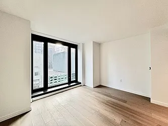 Rented by Gulia Wang, LREB