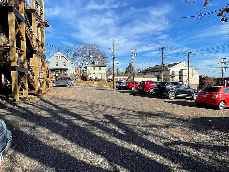 926-932 E 4th St — Photo 9