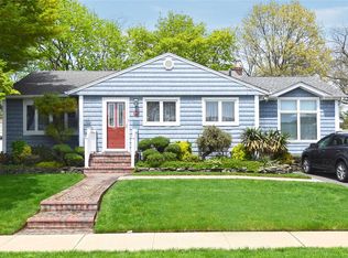 3937 Mill Rd, Seaford, NY 11783