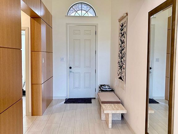 3rd image of 23906 Viento Oaks