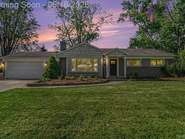 16965 Reedmere Ave, Beverly Hills, MI 48025