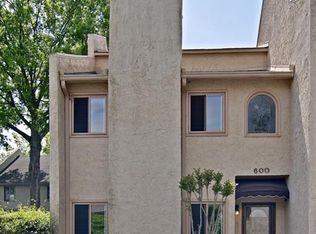 600 Roswell Landing Dr, Roswell, GA 30075