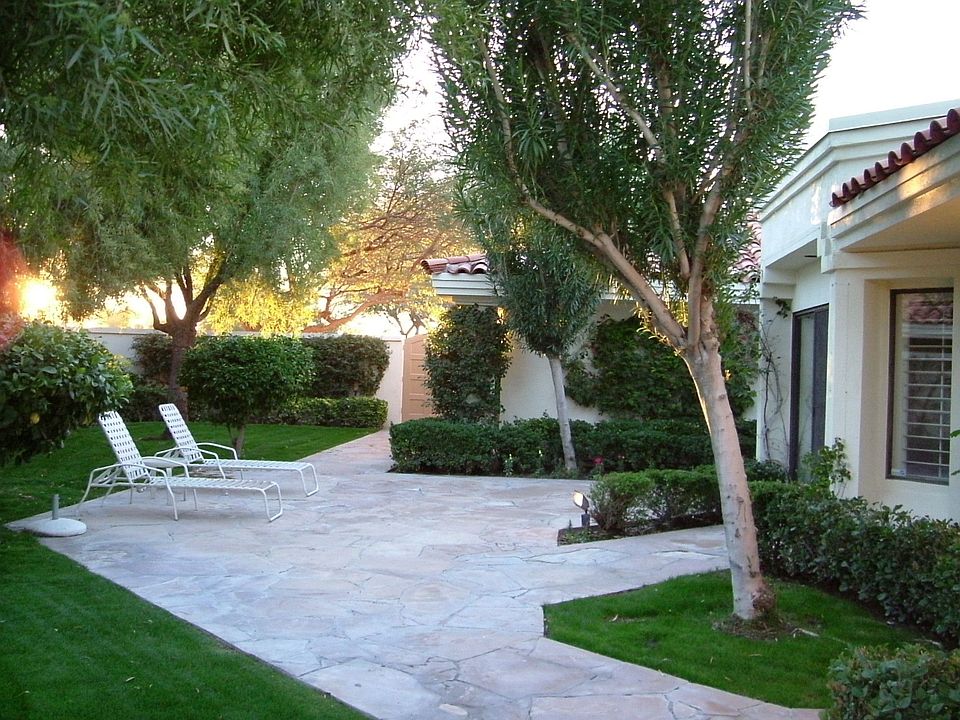 Courtyard Entry