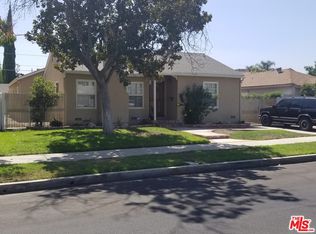 19524 Hart St, Reseda, CA 91335