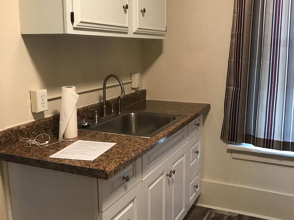 2nd image of 637 E End Ave APT 1