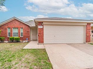 8541 Prairie Fire Dr, Fort Worth, TX 76131