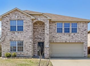7024 Lake Jackson Dr, Arlington, TX 76002