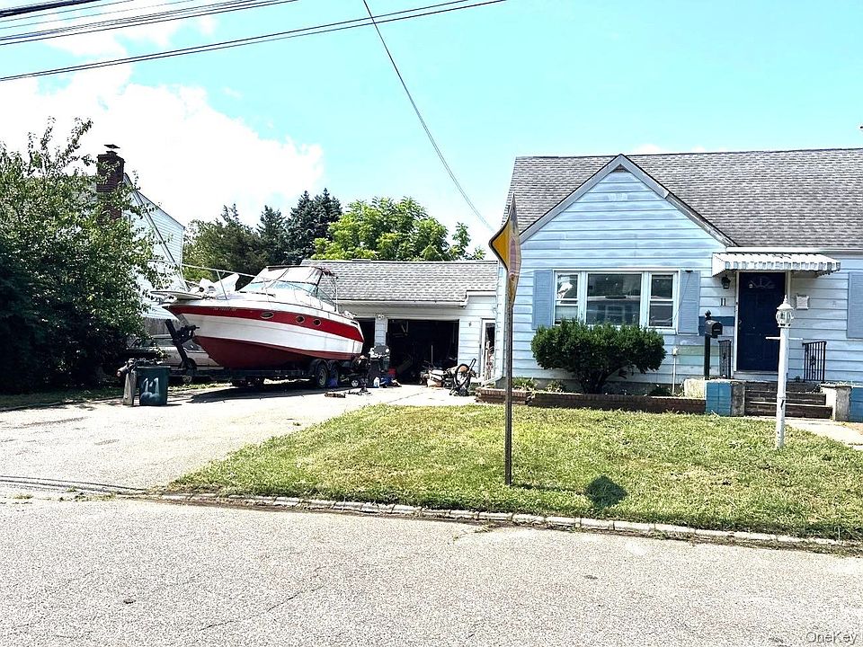 2nd image of 11 Stevens Place