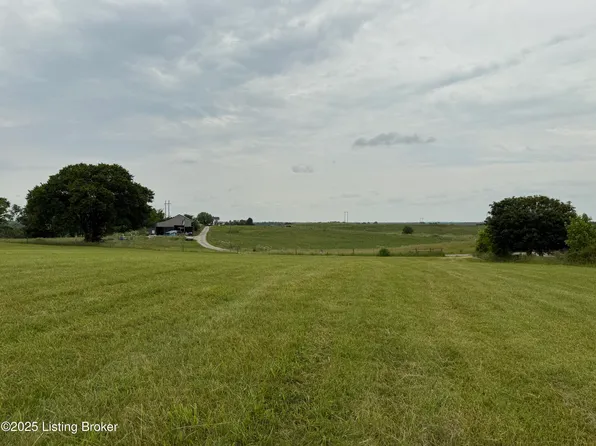 6 Goatley Ln, Springfield, KY 40069