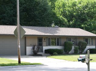 2304 Patricia Ln, Waukesha, WI 53188