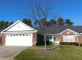 2122 Sweetbay Cir, Burlington, NC 27215