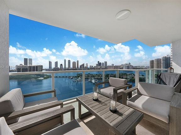 2nd image of 3201 NE 183rd St APT 1806