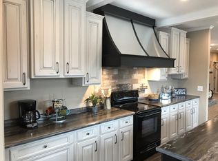 2137 N Interstate 35 #3, New Braunfels, TX 78130