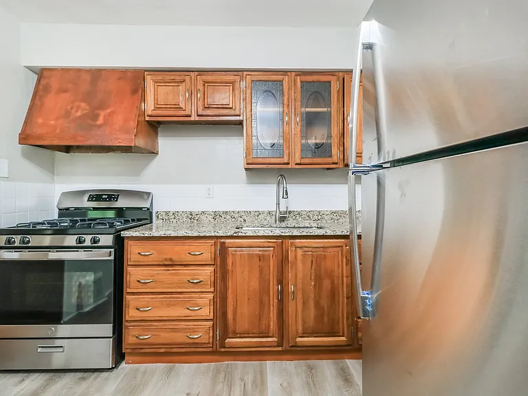 1471560_021_kitchen_12892563.jpg