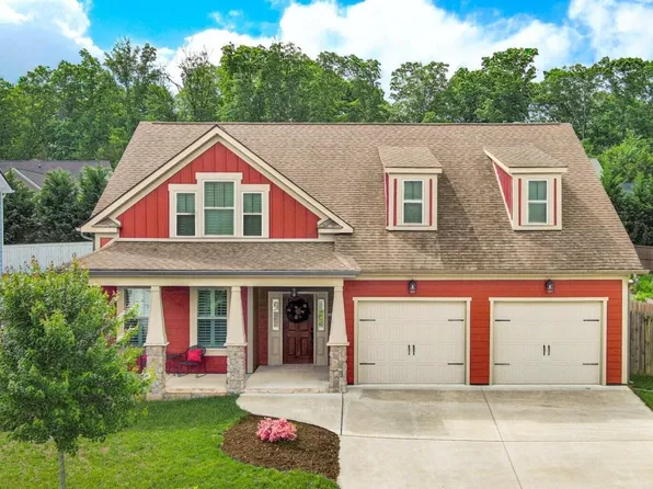 471 Roseland Ln, Lenoir City, TN 37772