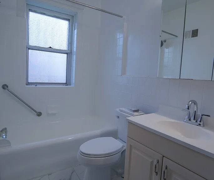 750 Leland Ave #1S — Photo 1