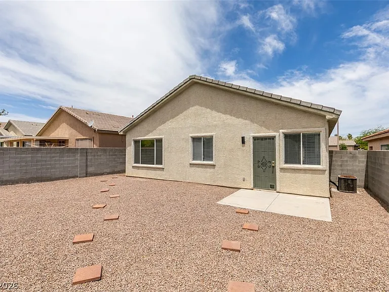 10959 Pumpkin Ridge Ave — Photo 36