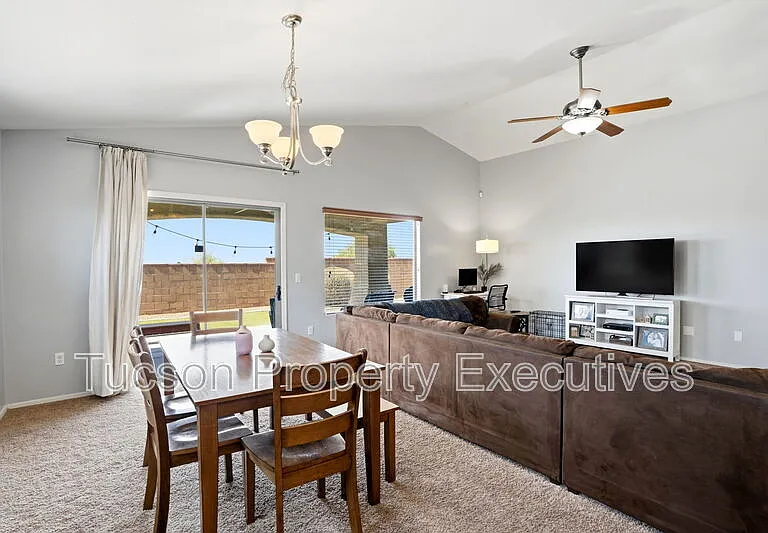 11655 W Stone Hearth St — Photo 10