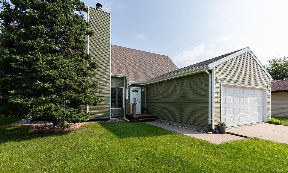 1st image of 3106 Chelsea Ave S