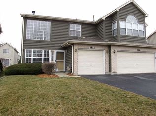 1812 Tamahawk Ln, Naperville, IL 60564