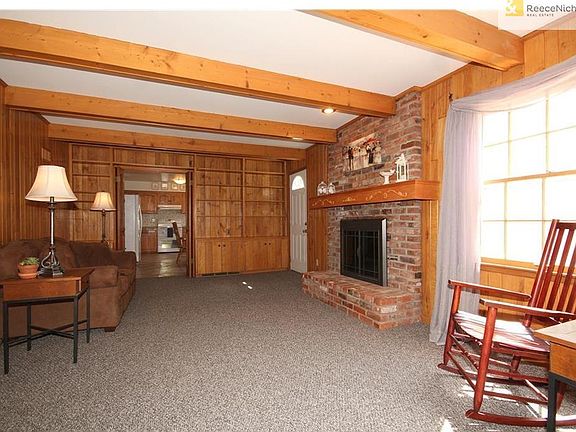 5th image of 8909 W 105th St