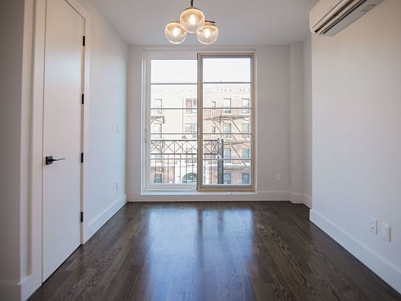5th image of 379 Sumpter St #Ll3