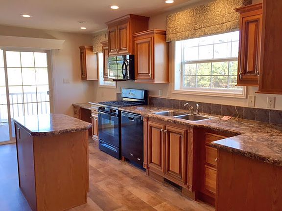 2nd image of 35025 Salem Ct