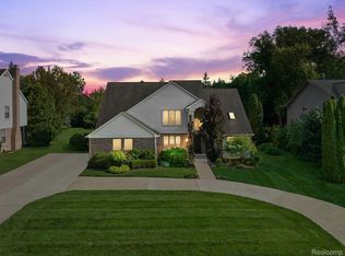 1964 Bloomfield Dr, Bloomfield Hills, MI