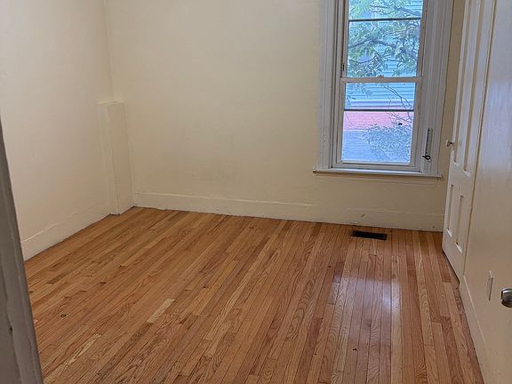 5th image of 66 Florence St APT 1