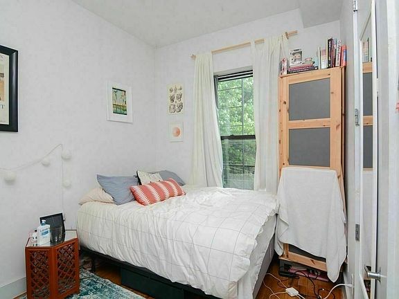 5th image of 469 Park Pl #2BFLOOR