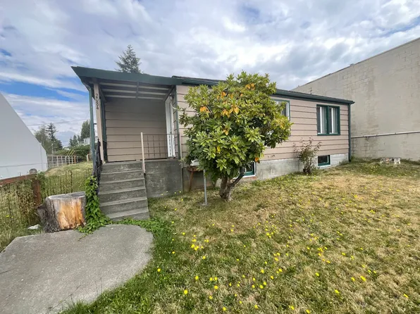 2084 Main St, Ferndale, WA 98248