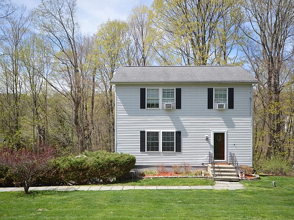 3rd image of 5 Parkway Dr